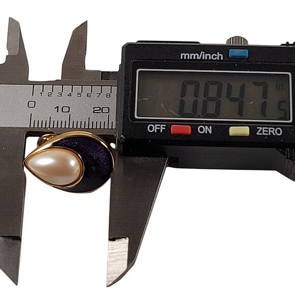 Vintage Monet Gold Tone Clip-On Earrings Blue Enamel Faux Pearl Teardrop - Picture 3 of 7